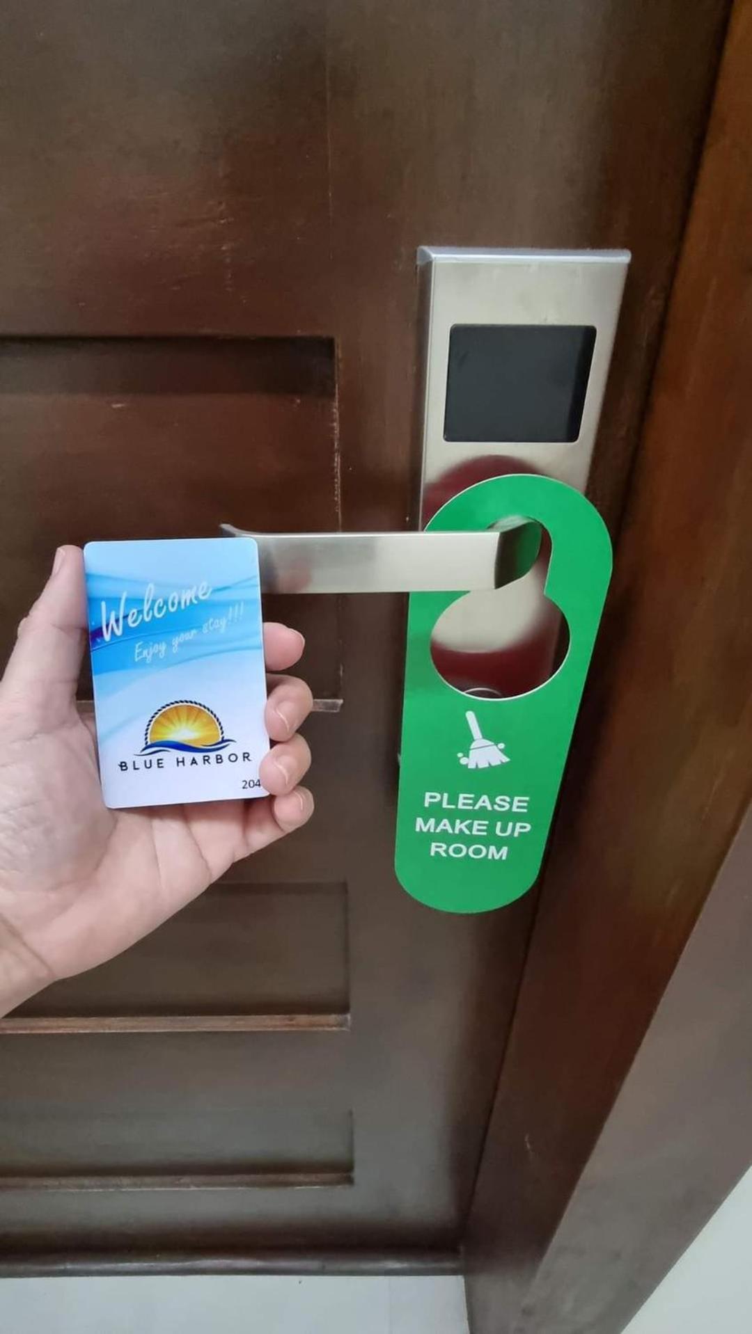 Blue Harbor Hotel Calapan Екстериор снимка